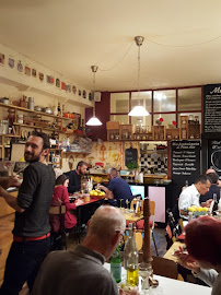 Atmosphère du Restaurant Le Petit Lascaris à Nice - n°13