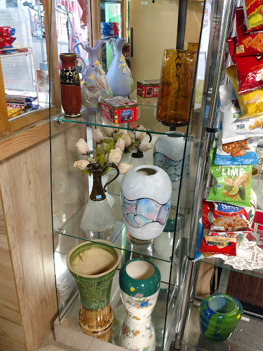 Thrift Store «Freedom Treasures Resale Store», reviews and photos, 7570 Cooley Lake Rd, Waterford Twp, MI 48327, USA