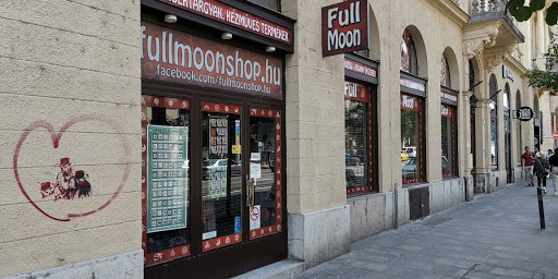 Full Moon Shop