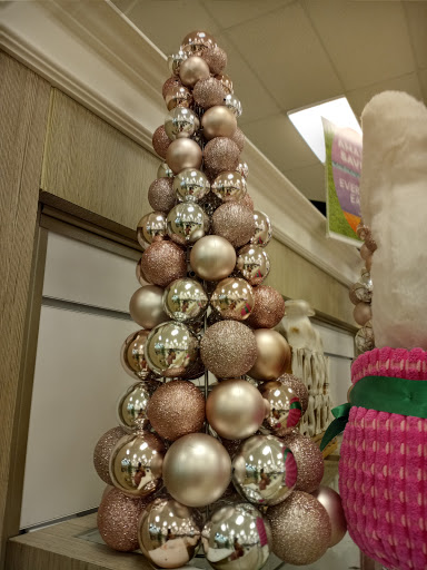 Department Store «T.J. Maxx & HomeGoods», reviews and photos, 6625 N Davis Hwy, Pensacola, FL 32504, USA