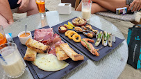 Plats et boissons du Restaurant Estelle de Mar - Club de plage à Canet-en-Roussillon - n°3