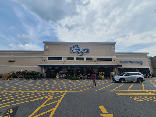 Grocery Store «Kroger», reviews and photos, 101 W Oak St, Conway, AR 72032, USA