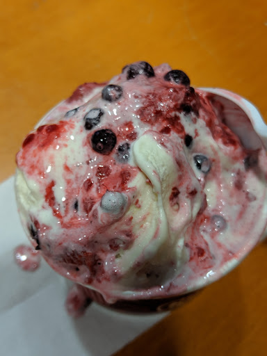 Ice Cream Shop «Cold Stone Creamery», reviews and photos, 5705 Richards Valley Rd, Ellicott City, MD 21043, USA