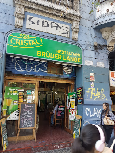 Opiniones de Brüder Lange Bar Restaurant en Metropolitana de Santiago - Restaurante