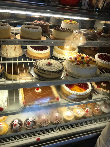 Cakes cakes in Santo Domingo