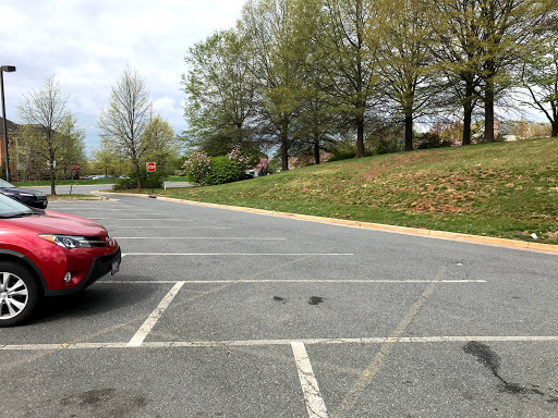 Post Office «United States Postal Service», reviews and photos, 46164 Westlake Dr, Sterling, VA 20165, USA