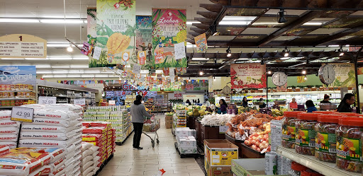 Shopping Mall «Vallejo Plaza Shopping Center», reviews and photos, 3325 Sonoma Blvd, Vallejo, CA 94590, USA