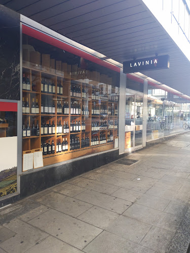 Magasin de vins et spiritueux LAVINIA Genève