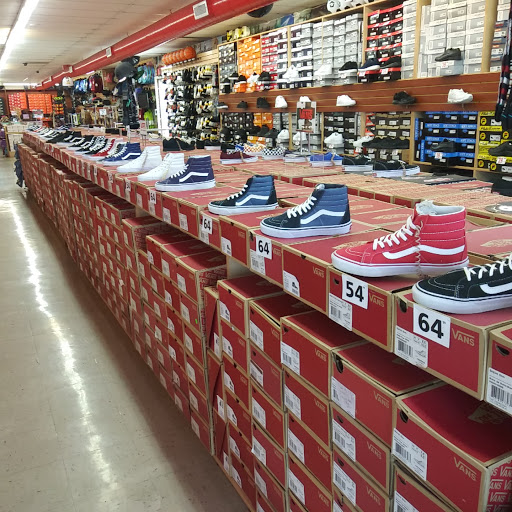 Shoe Store «Shoe City - Orange», reviews and photos, 969 N Tustin St, Orange, CA 92867, USA