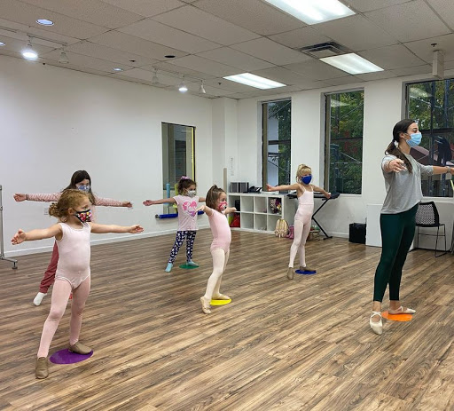 11 Clearbrook Rd, Elmsford, NY 10523, USA