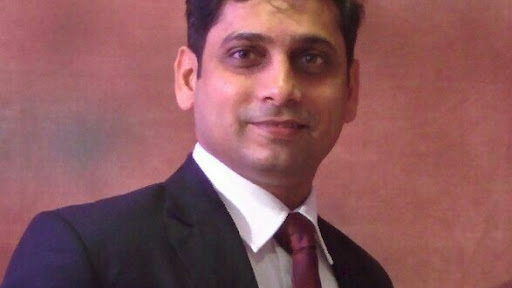 Dr Amit Jain Orthopedic & Spine Surgeon