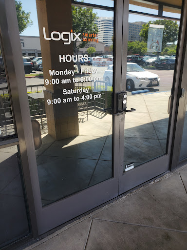 Federal Credit Union «Logix Federal Credit Union - Woodland Hills Branch», reviews and photos
