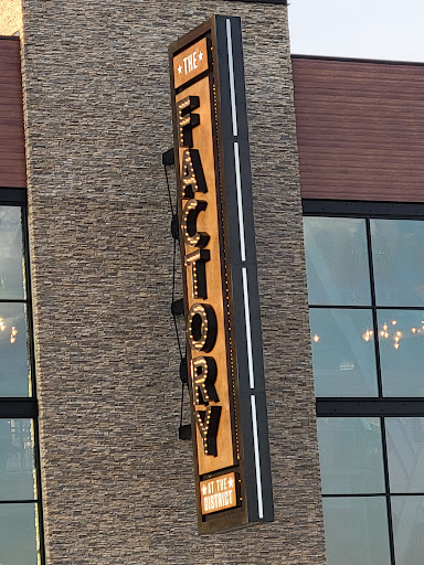 Shopping Mall «Taubman Prestige Outlets», reviews and photos, 17057 N Outer 40 Rd, Chesterfield, MO 63005, USA