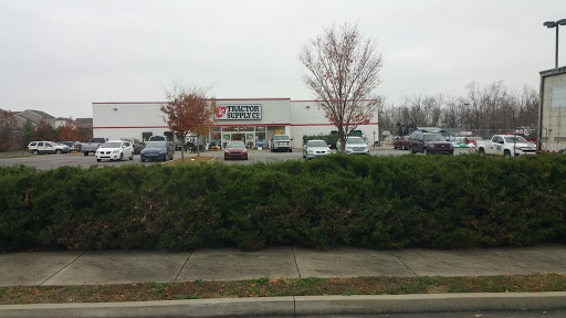 Home Improvement Store «Tractor Supply Co.», reviews and photos, 2003 Priest Dr, La Grange, KY 40031, USA