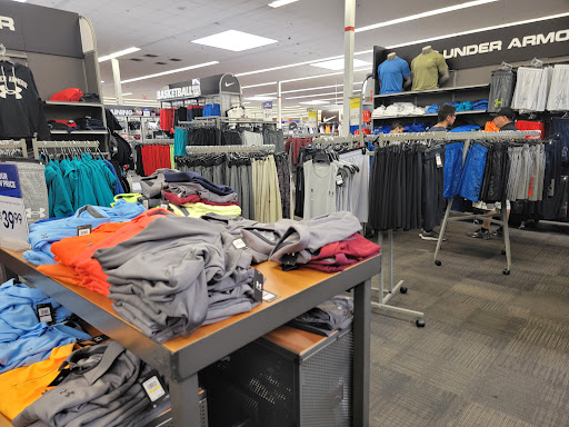 Sporting Goods Store «Academy Sports + Outdoors», reviews and photos, 210 N New Rd, Waco, TX 76710, USA