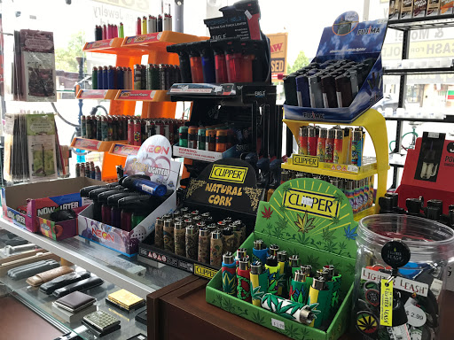 Tobacco Shop «Tobacco Town & Vape», reviews and photos, 9435 W Irving Park Rd, Schiller Park, IL 60176, USA