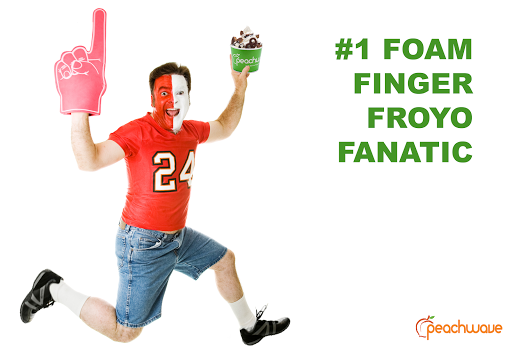 Frozen Yogurt Shop «Peachwave Frozen Yogurt & Gelato», reviews and photos, 6 W 8th St, Holland, MI 49423, USA