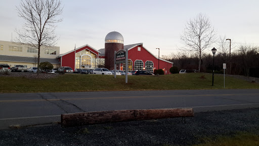 Recreation Center «Claude Moore Recreation Center», reviews and photos, 46105 Loudoun Park Ln, Sterling, VA 20164, USA