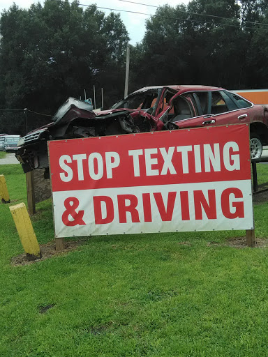 Auto Repair Shop «Douglas Collision Center», reviews and photos, 7820 US Hwy 98 N, Lakeland, FL 33809, USA