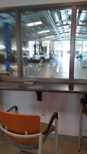 Car Dealer «Friendship Chrysler Jeep Dodge RAM», reviews and photos, 2638 W State St, Bristol, TN 37620, USA