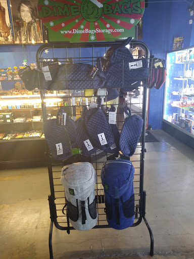 Tobacco Shop «Twisted Smoke Shop (Sunrise Plaza)», reviews and photos, 7777 Sunrise Blvd, Citrus Heights, CA 95610, USA