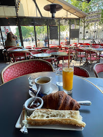 Plats et boissons du Restaurant français Café des officiers à Paris - n°2