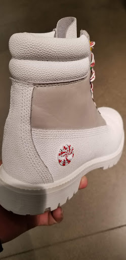 Shoe Store «Timberland Factory Store», reviews and photos, 1 Outlet Blvd #488, Wrentham, MA 02093, USA