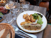 Plats et boissons du Restaurant Le Petit Bouchon de la Place à Lyon - n°2