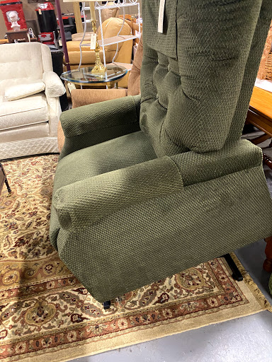 Used Furniture Store «GRQ Used Furniture», reviews and photos, 14129 Kutztown Rd, Fleetwood, PA 19522, USA