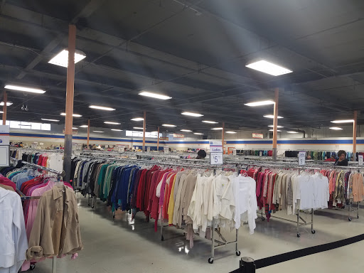 Thrift Store «Goodwill of North Georgia: Northside Drive Store and Donation Center», reviews and photos