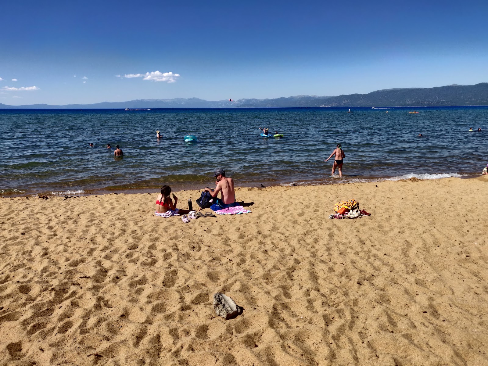 Pope Beach'in fotoğrafı - rahatlamayı sevenler arasında popüler bir yer