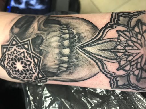 Explore line work tattoo ideas, creative tattoo ideas in Saint Petersburg, available at Buku Tattoo Studio