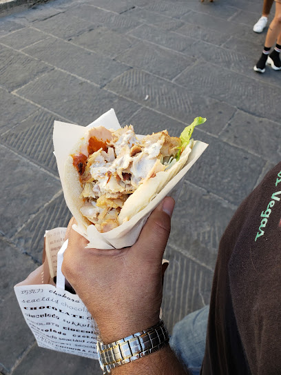 Best Food - Piazza IV Novembre, 37, 06122 Perugia PG, Italy