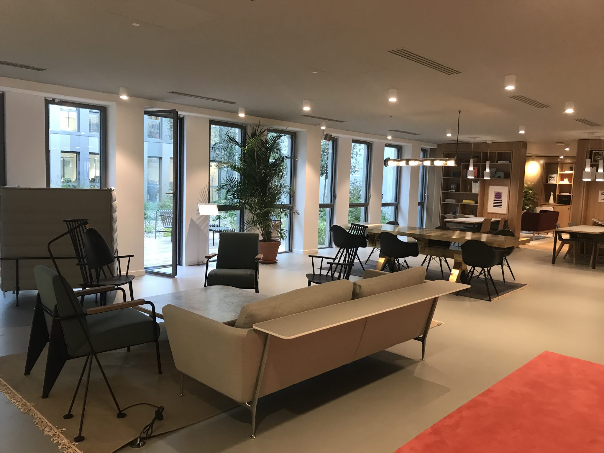 Photo n° 1 de l'avis de IWG.r fait le 20/09/2019 à 13:47