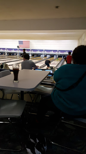 Bowling Alley «Lakeshore Lanes», reviews and photos, 6201 Red Arrow Hwy, Stevensville, MI 49127, USA