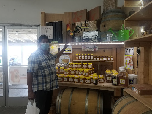 Produce Market «Dixon Fruit Market», reviews and photos, 7808 Batavia Rd, Dixon, CA 95620, USA