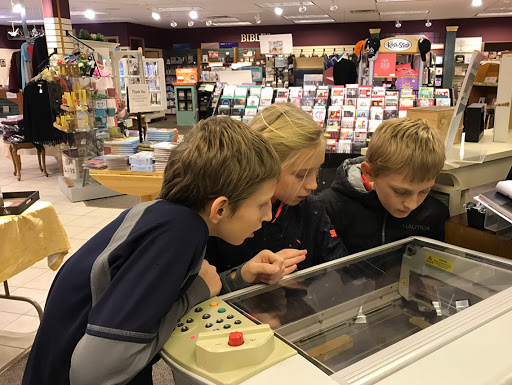 Christian Book Store «Banner Books - Parable Christian Store», reviews and photos, 2913 Niles Ave, St Joseph, MI 49085, USA