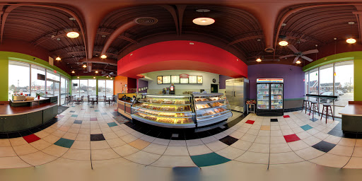 Donut Shop «Fresh Donuts», reviews and photos, 1188 E State St a, Geneva, IL 60134, USA