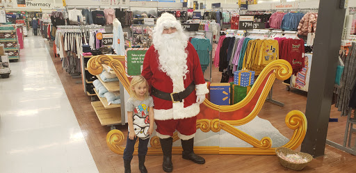 Department Store «Walmart Supercenter», reviews and photos, 200 Floyd Dr, Carrollton, KY 41008, USA