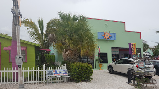 Ice Cream Shop «Great Licks Ice Cream Shop», reviews and photos, 4643 Pine Island Rd, Matlacha, FL 33993, USA