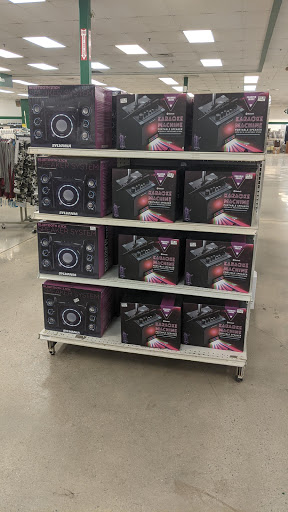 Discount Store «Bargain Hunt», reviews and photos, 30 Orchard Park Dr, Greenville, SC 29615, USA