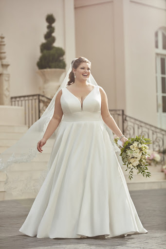 Bridal Shop «White Satin Bridal», reviews and photos, 24047 W Lockport St, Plainfield, IL 60544, USA