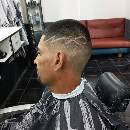 Napoles barber shop chile 💈💈 - Barbería