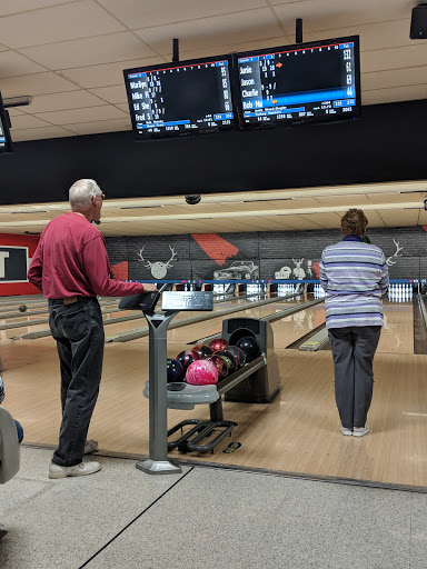 Bowling Alley «Brunswick Zone Wheat Ridge Lanes», reviews and photos, 9751 W 49th Ave, Wheat Ridge, CO 80033, USA