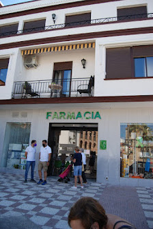 Farmacia Antonio Higueruelo Pl. Constitución, 23650 Torredonjimeno, Jaén, España