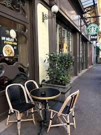 Atmosphère du Café Starbucks à Marseille - n°3