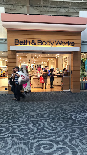 Shopping Mall «Dolphin Mall», reviews and photos, 11401 NW 12th St, Miami, FL 33172, USA