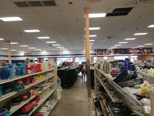Thrift Store «Goodwill of North Georgia: Cartersville Store, Career Center and Donation Center», reviews and photos, 929 Joe Frank Harris Pkwy SE, Cartersville, GA 30120, USA