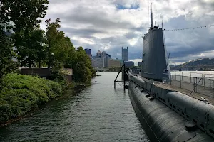 USS Requin image