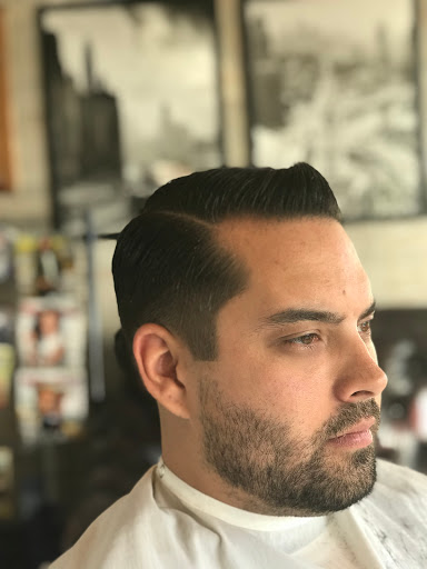 Barber Shop «Burlington Barbershop», reviews and photos, 20 W Burlington Ave, Westmont, IL 60559, USA